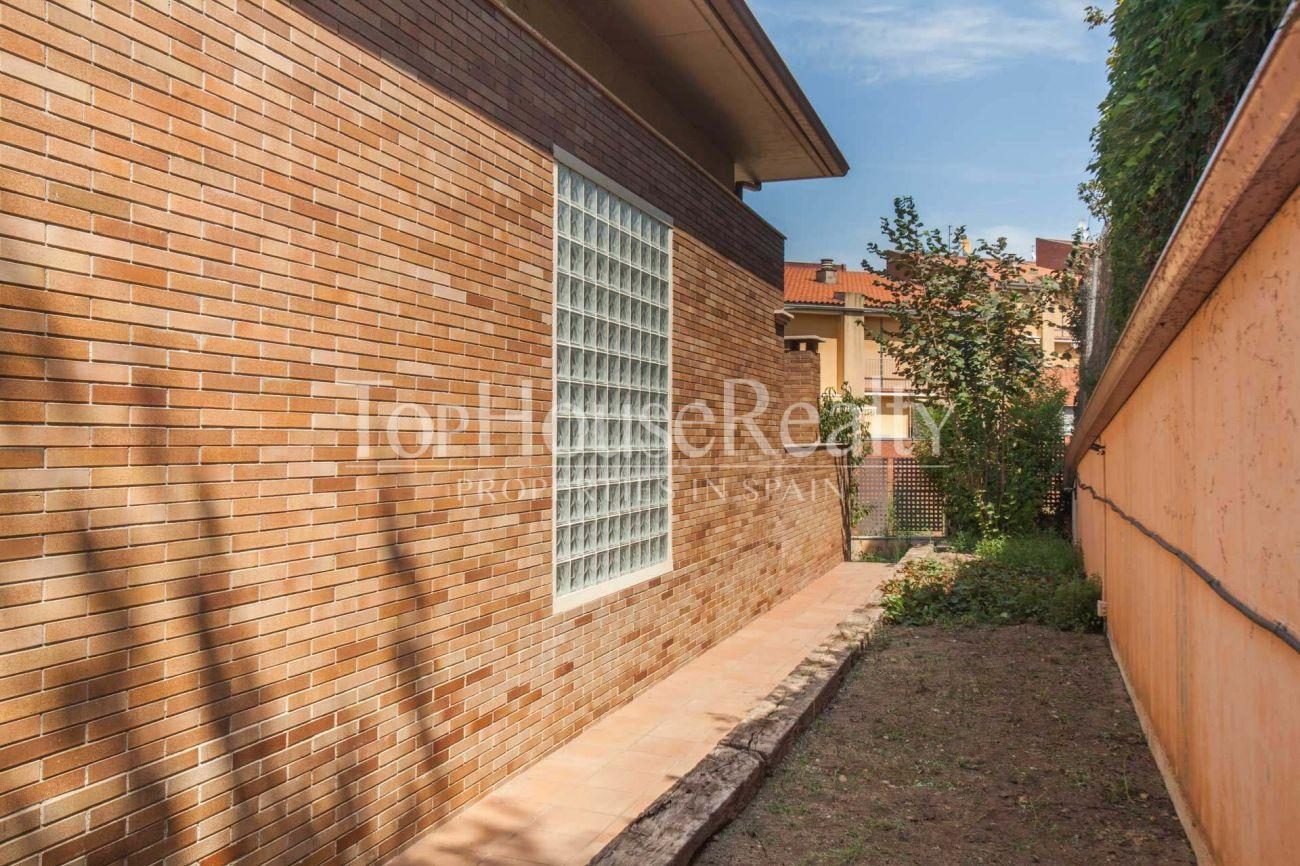 Large villa in the exceptional area of Sant Just Desvern