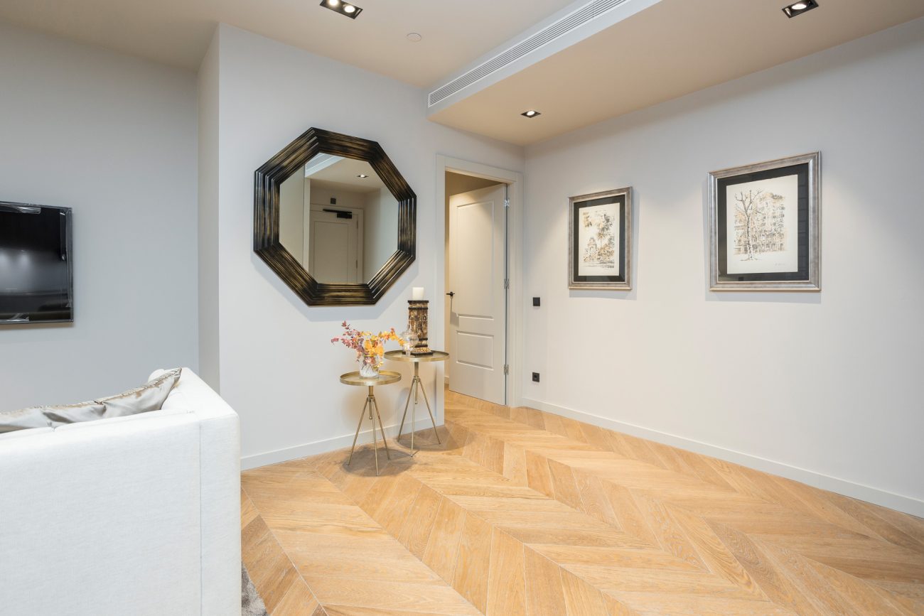 Exclusive renovated design apartment in Via Layetana