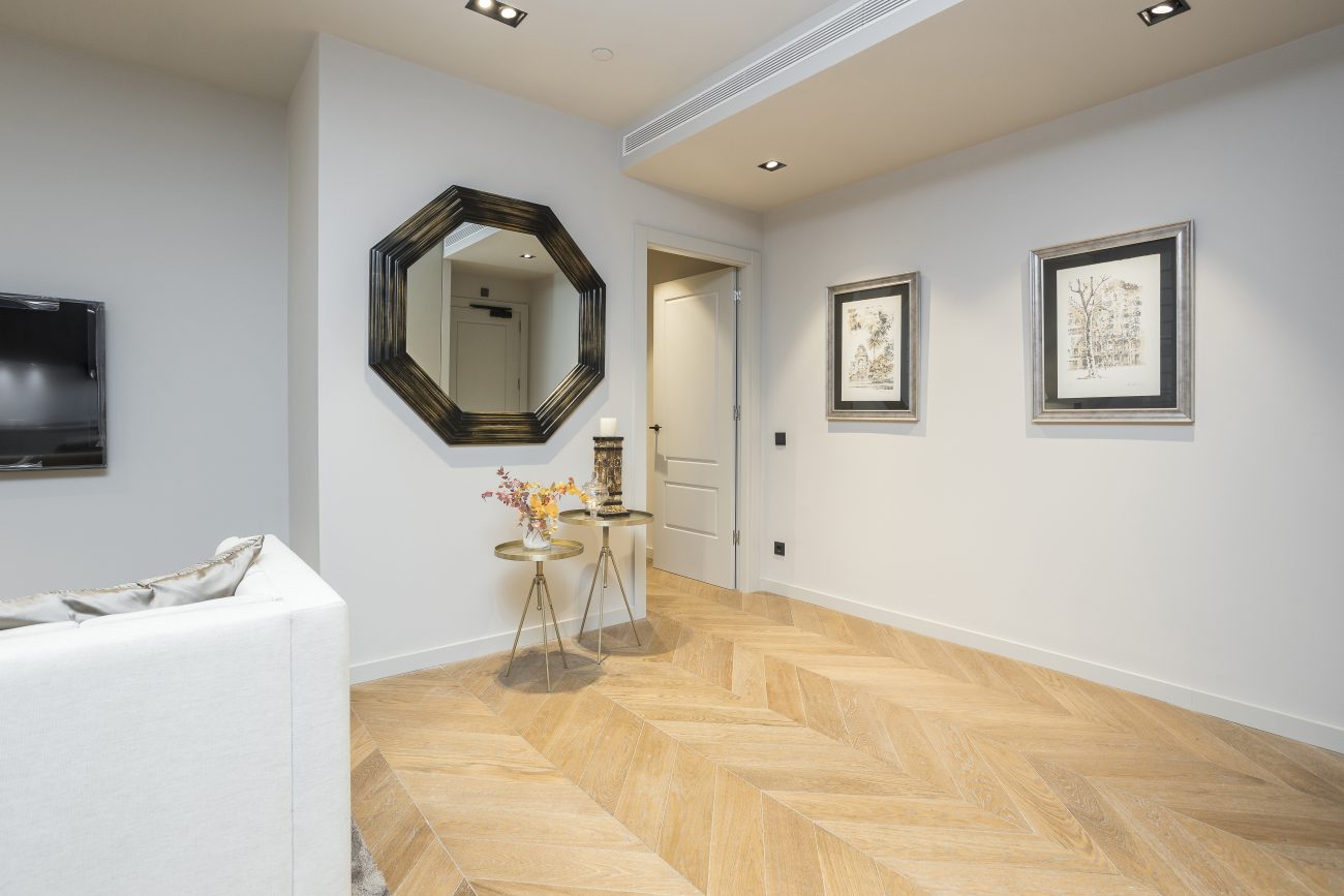 Exclusive refurbished residence on Via Layetana in Barcelona