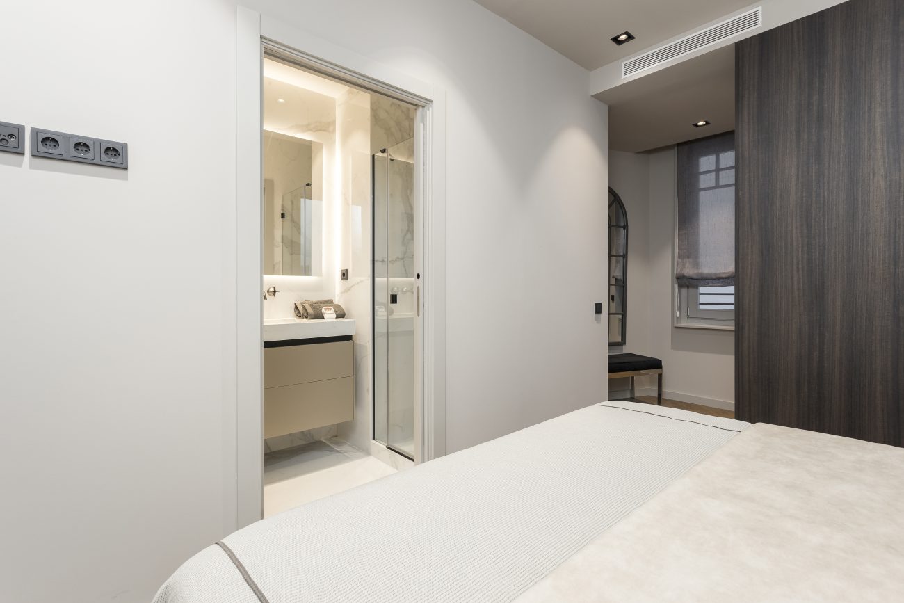 Exclusive refurbished residence on Via Layetana in Barcelona