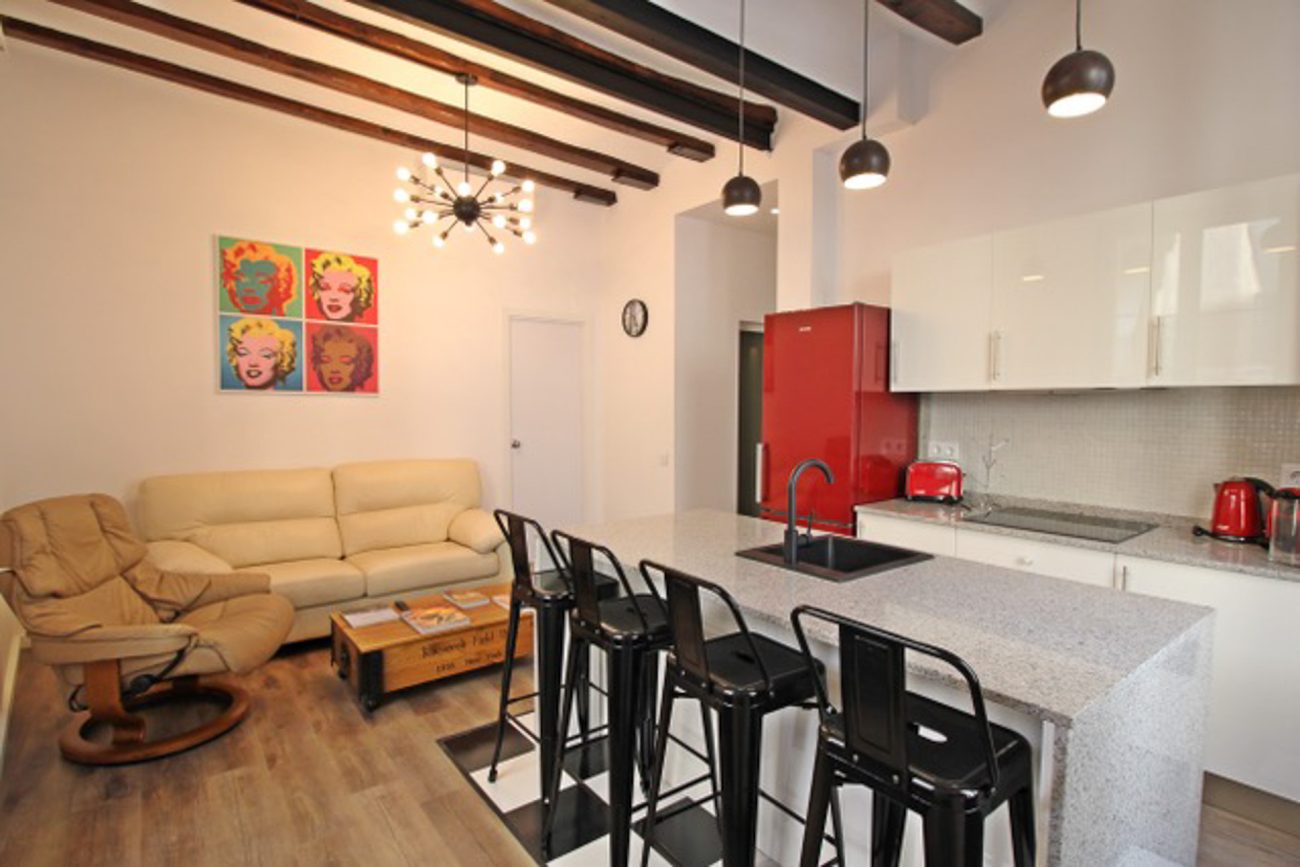 A flat with excellent location in the city center