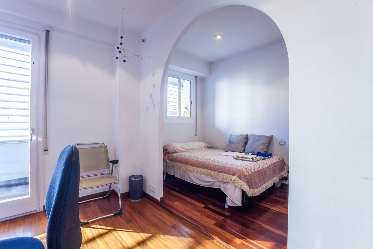 Spectacular and bright home in one of the most sought-after areas of the city of Barcelona