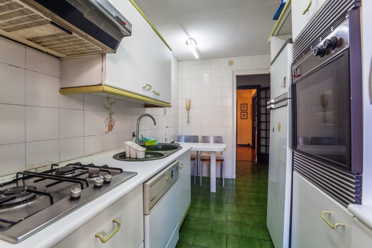 Spectacular and bright home in one of the most sought-after areas of the city of Barcelona
