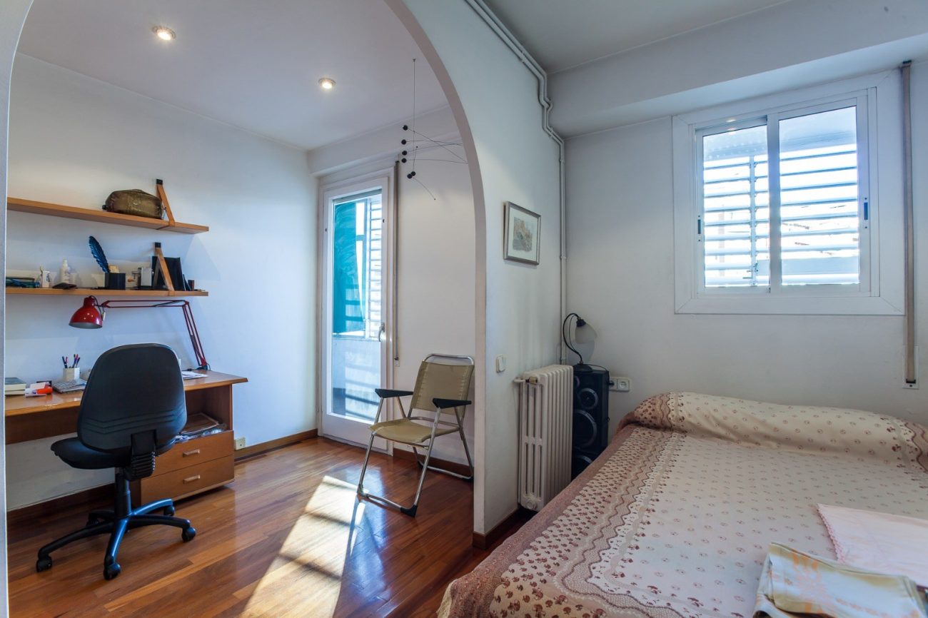 Spectacular and bright home in one of the most sought-after areas of the city of Barcelona