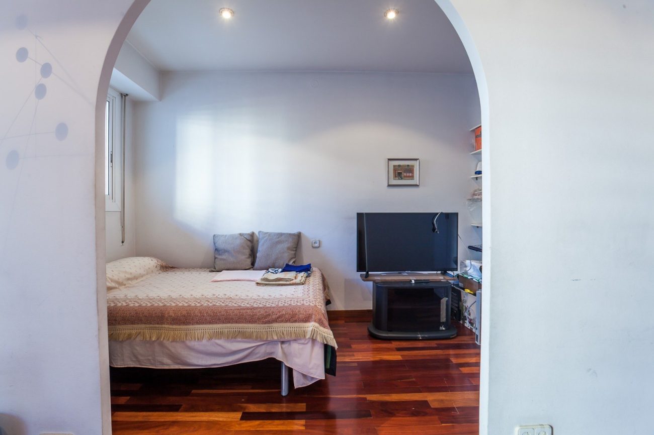 Spectacular and bright home in one of the most sought-after areas of the city of Barcelona