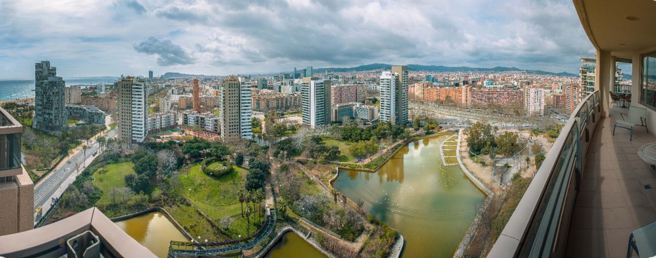 Penthouse for rent in Diagonal Ma, panoramic views, terrace and premium amenities