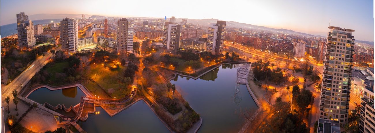 Penthouse for rent in Diagonal Ma, panoramic views, terrace and premium amenities