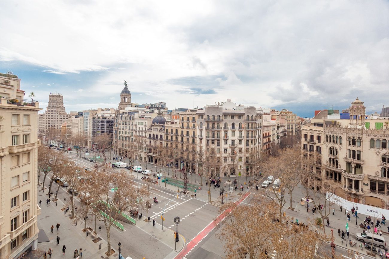 Bright apartment in Paseo de Gracia
