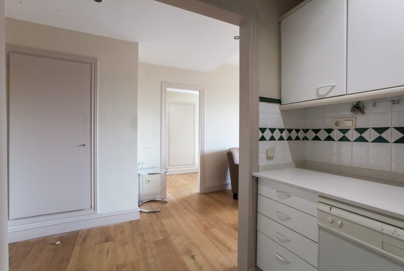 Bright apartment in Paseo de Gracia