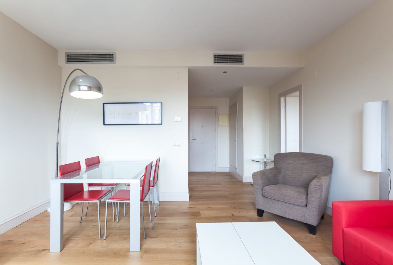 Bright apartment in Paseo de Gracia