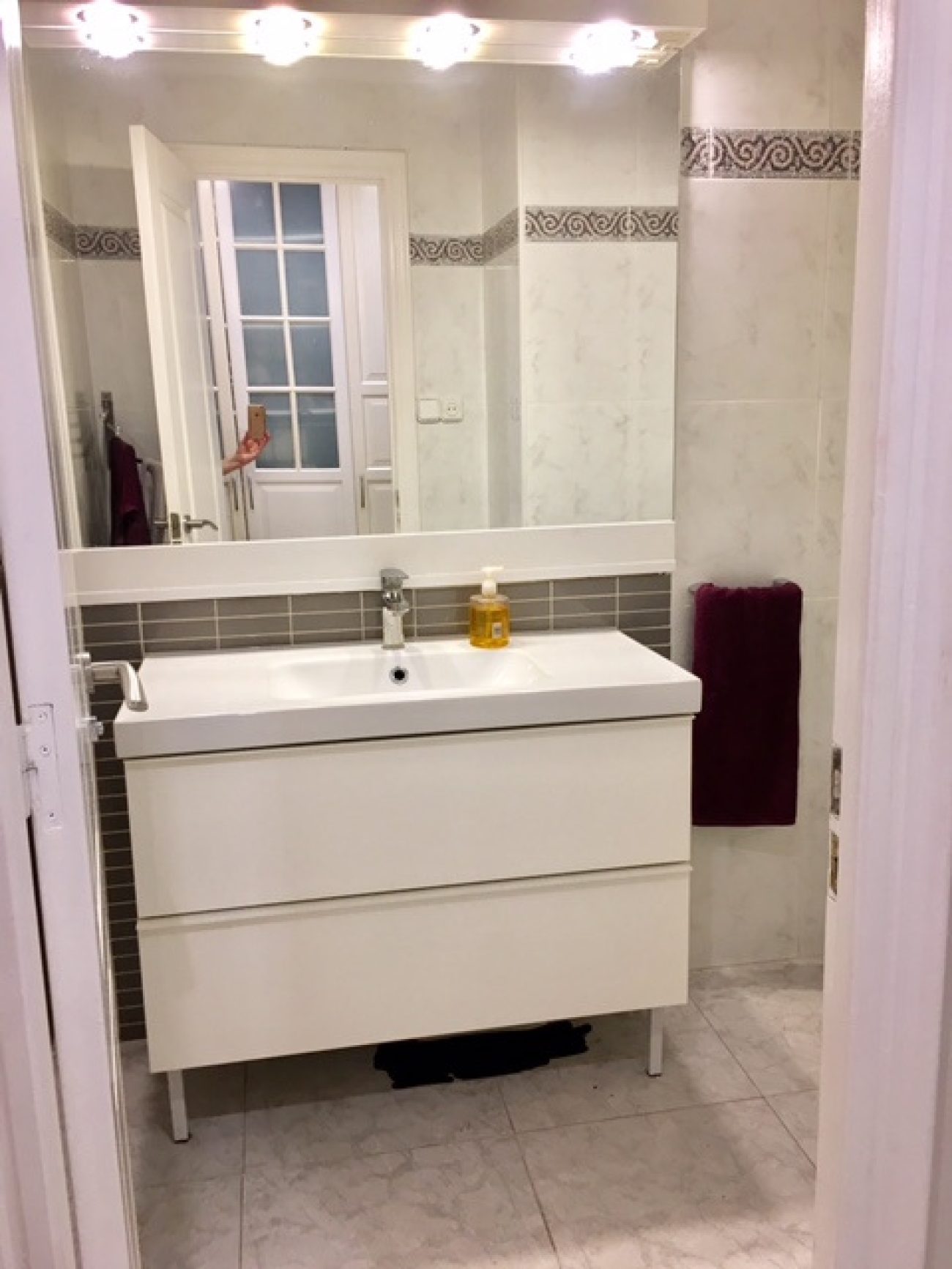 Big flat in the historic centre of Barcelona