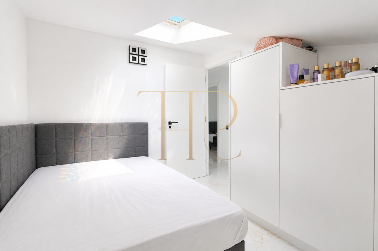 Exclusive Newly Renovated Designer Villa in La Pineda, Castelldefels