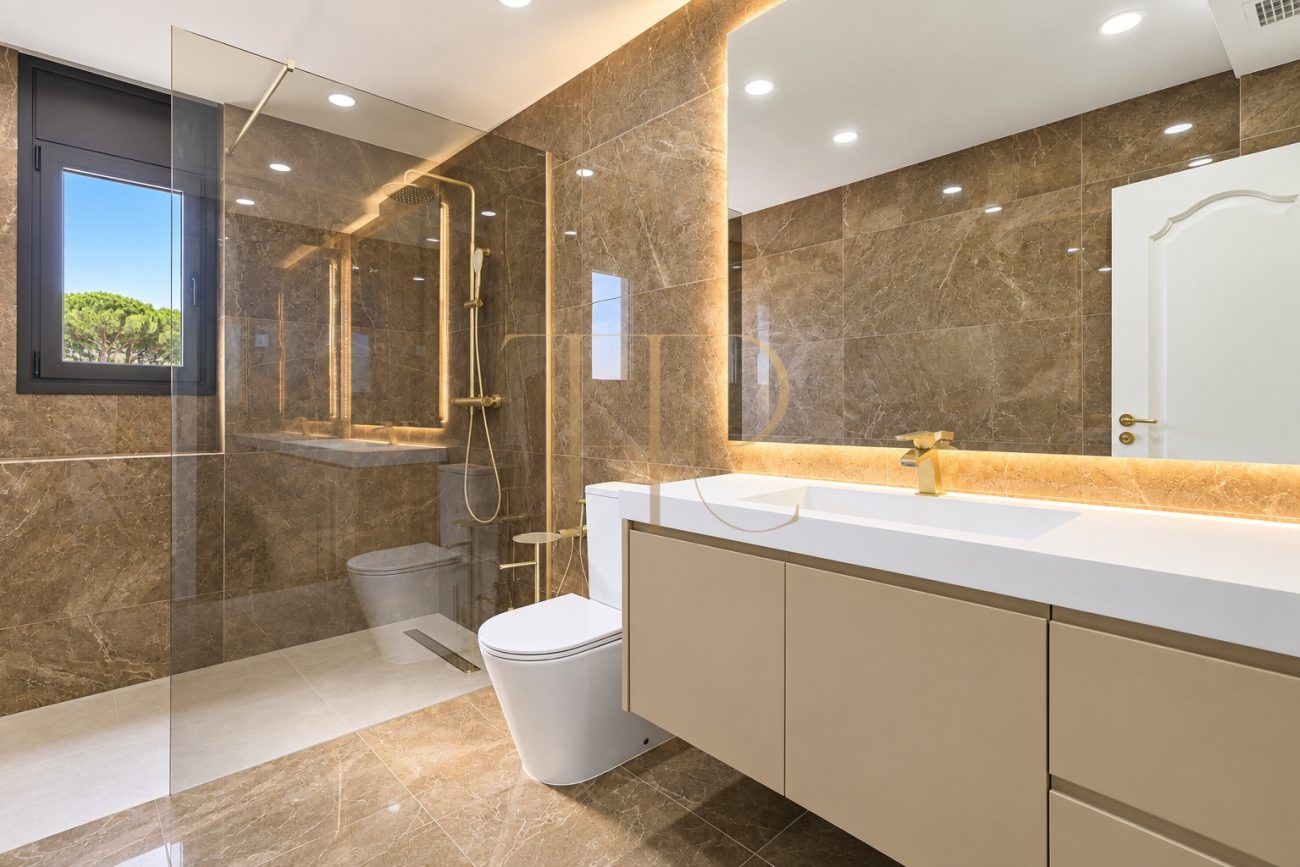 Luxury detached villa for rent in Gavà Mar, fully renovated