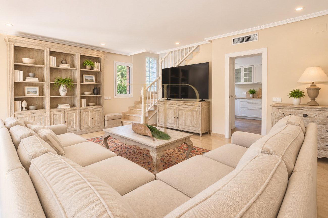 Luxury detached villa for rent in Gavà Mar, fully renovated