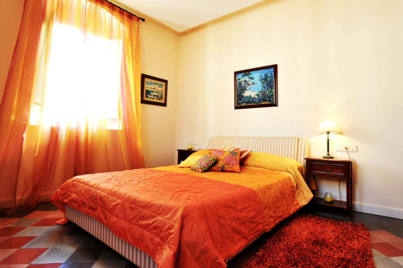 Mansion just 30 meters from the beach