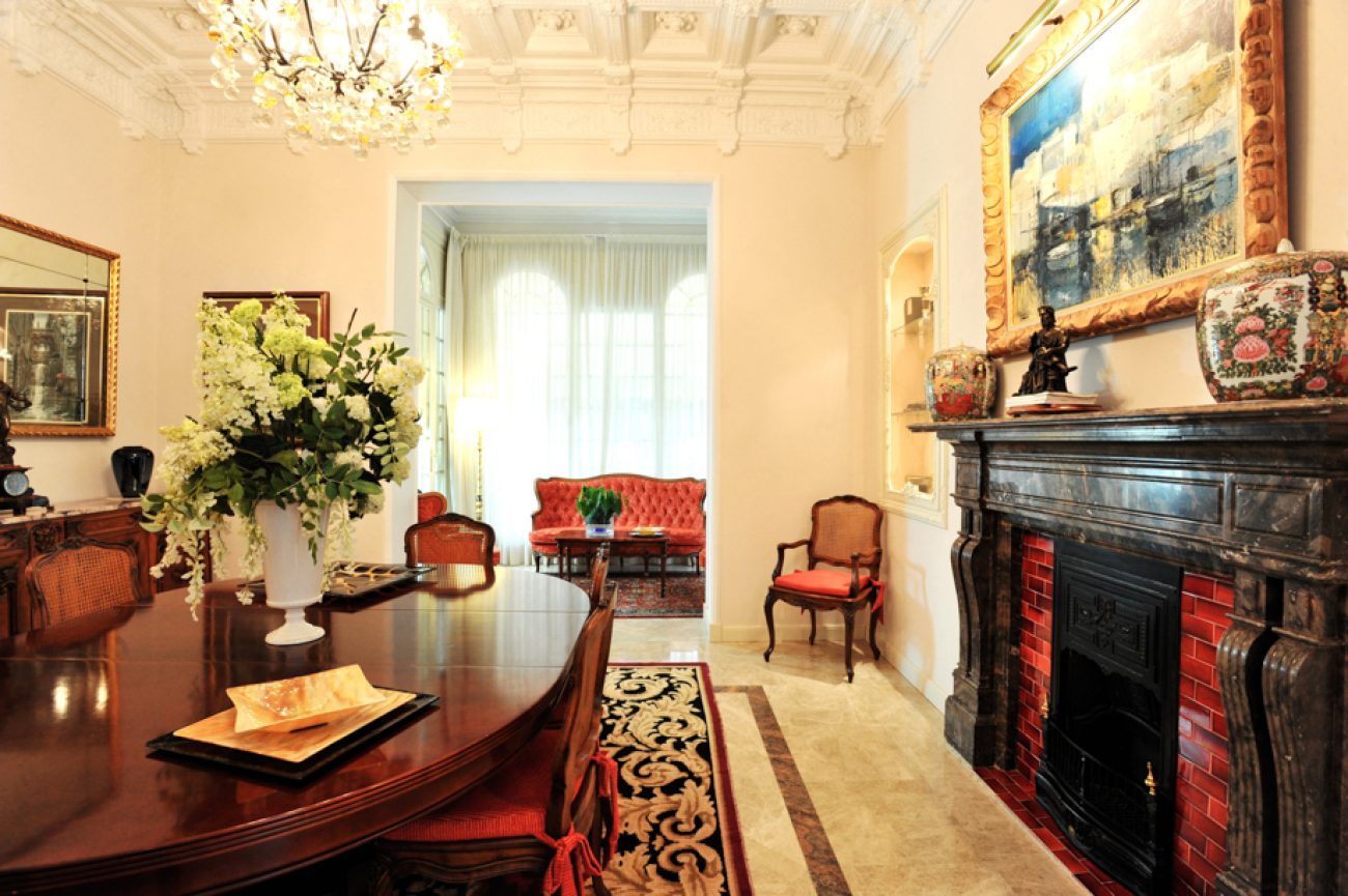 Mansion just 30 meters from the beach