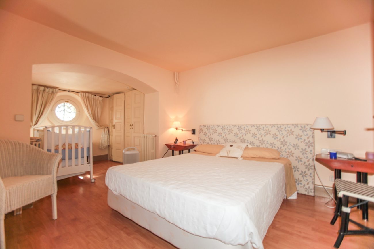 Luxury villa in the elite urbanisation of Sagaro.
