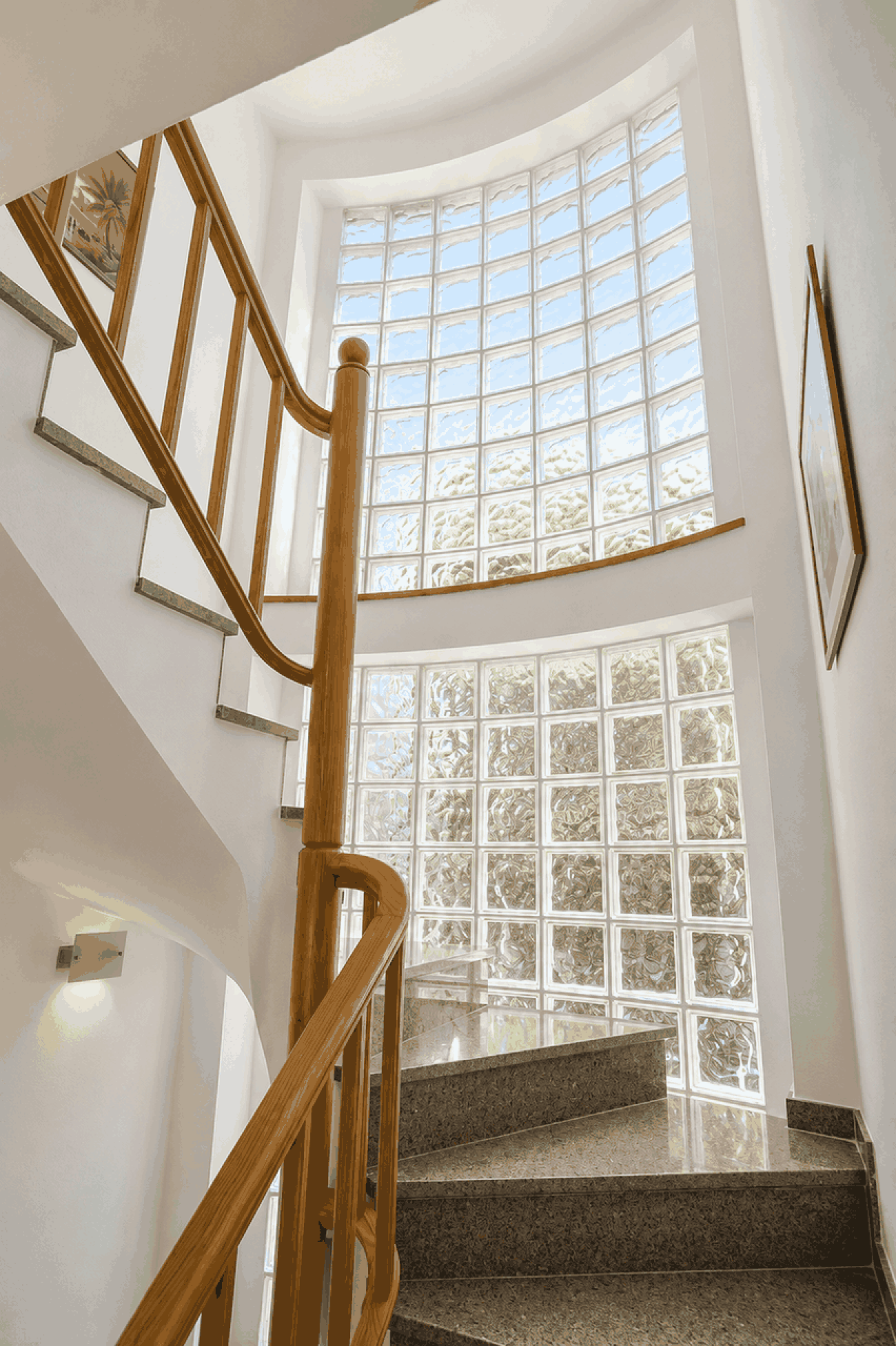 Detached Villa Available in Gavà Mar