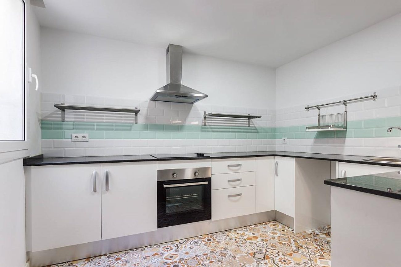 Light apartment in the “coolest” district of Barcelona