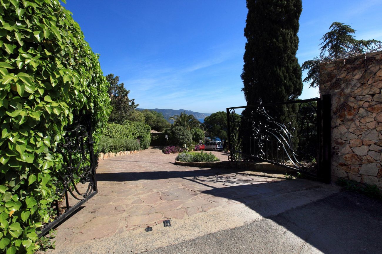 Spectacular house with best views in Cala Giverola