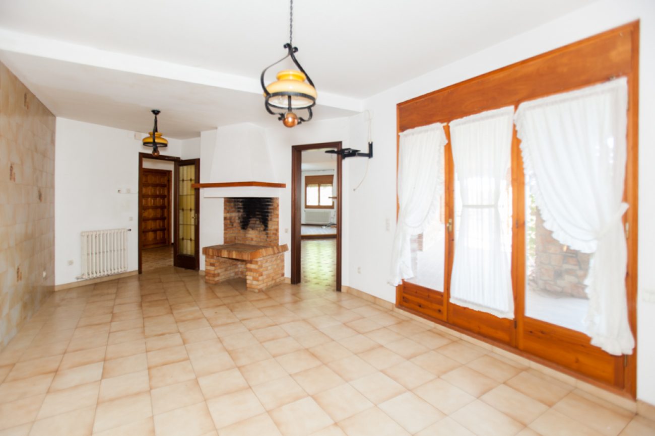 Big rustic house close to Barcelona
