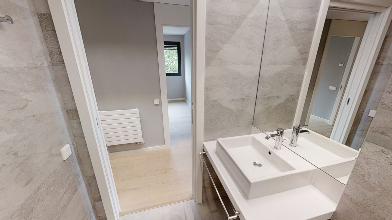 Ample apartment in Sarria