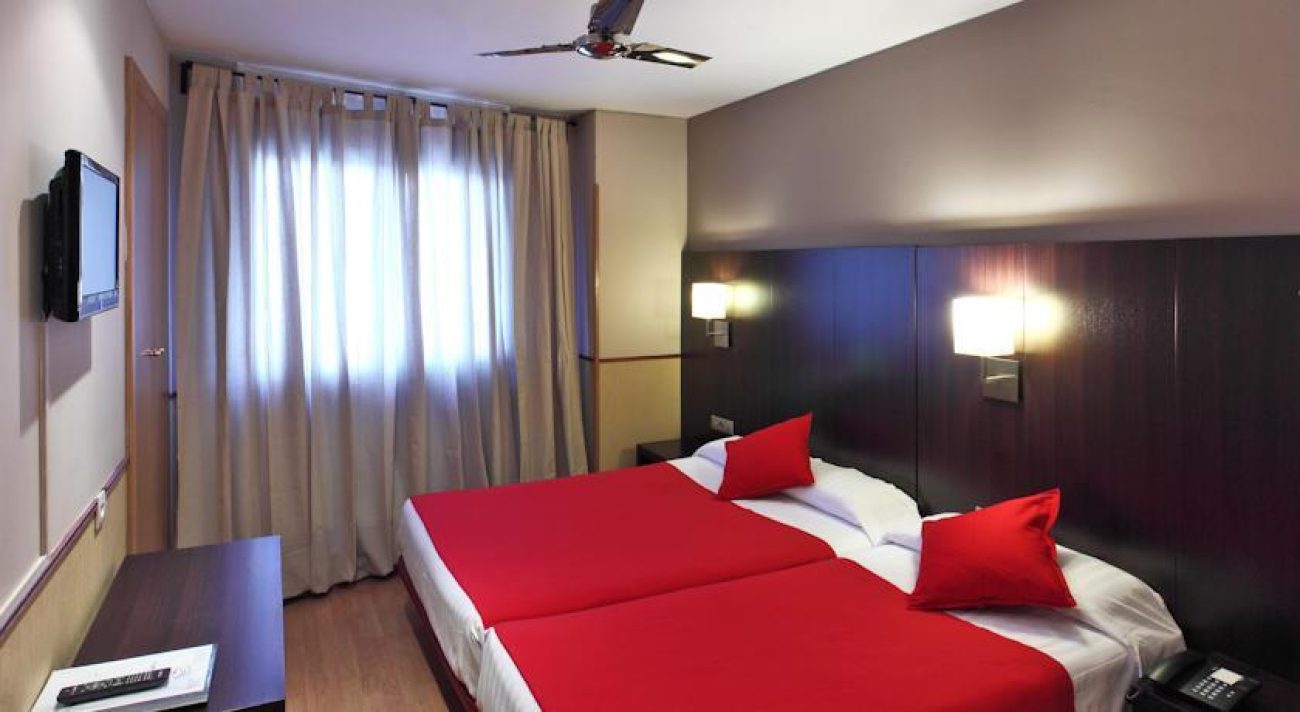 2 star hostel for sale in Poble Sec, Barcelona