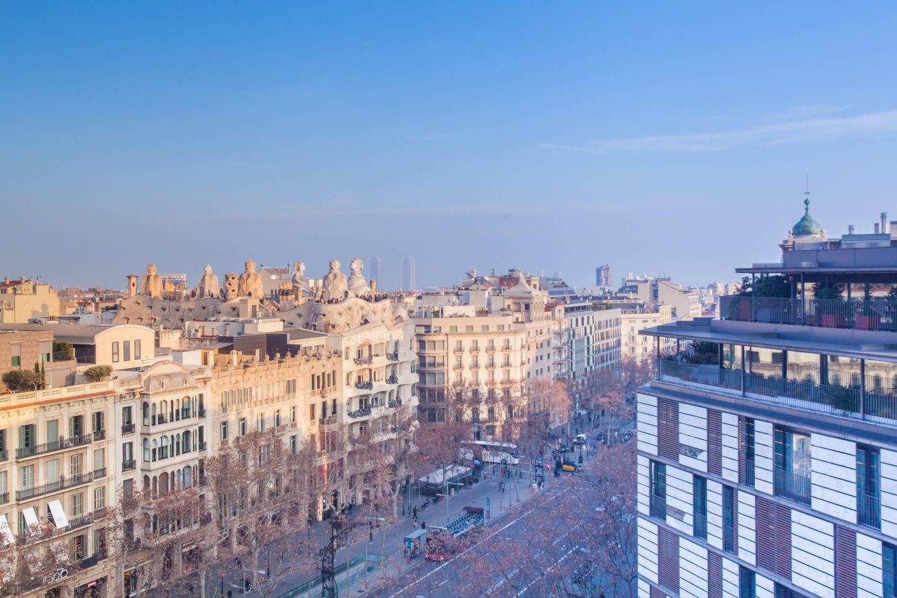 Penthouse with terrace and  impressive city views