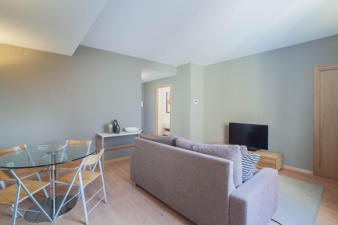 cosy furnished flat in Paseo de Gracia