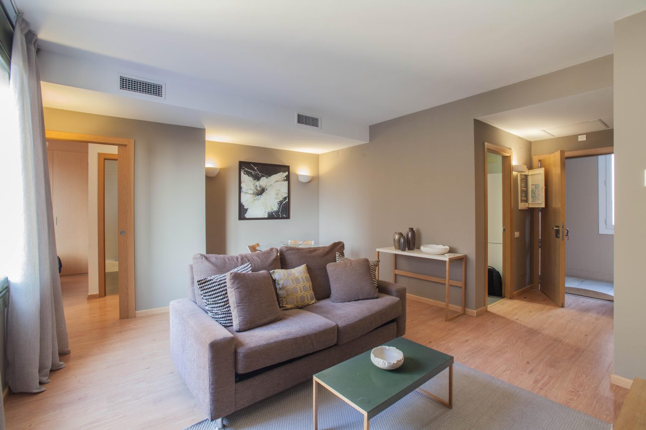 cosy furnished flat in Paseo de Gracia