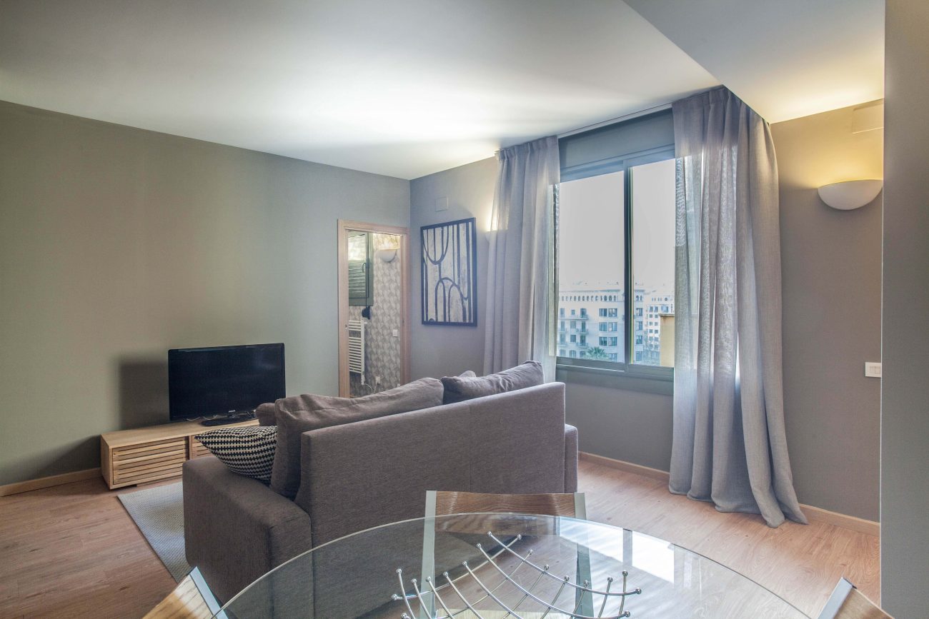 cosy furnished flat in Paseo de Gracia