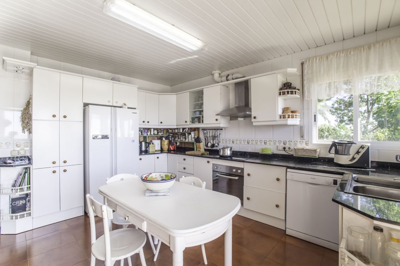 House in the best mountain area of Castelldefels