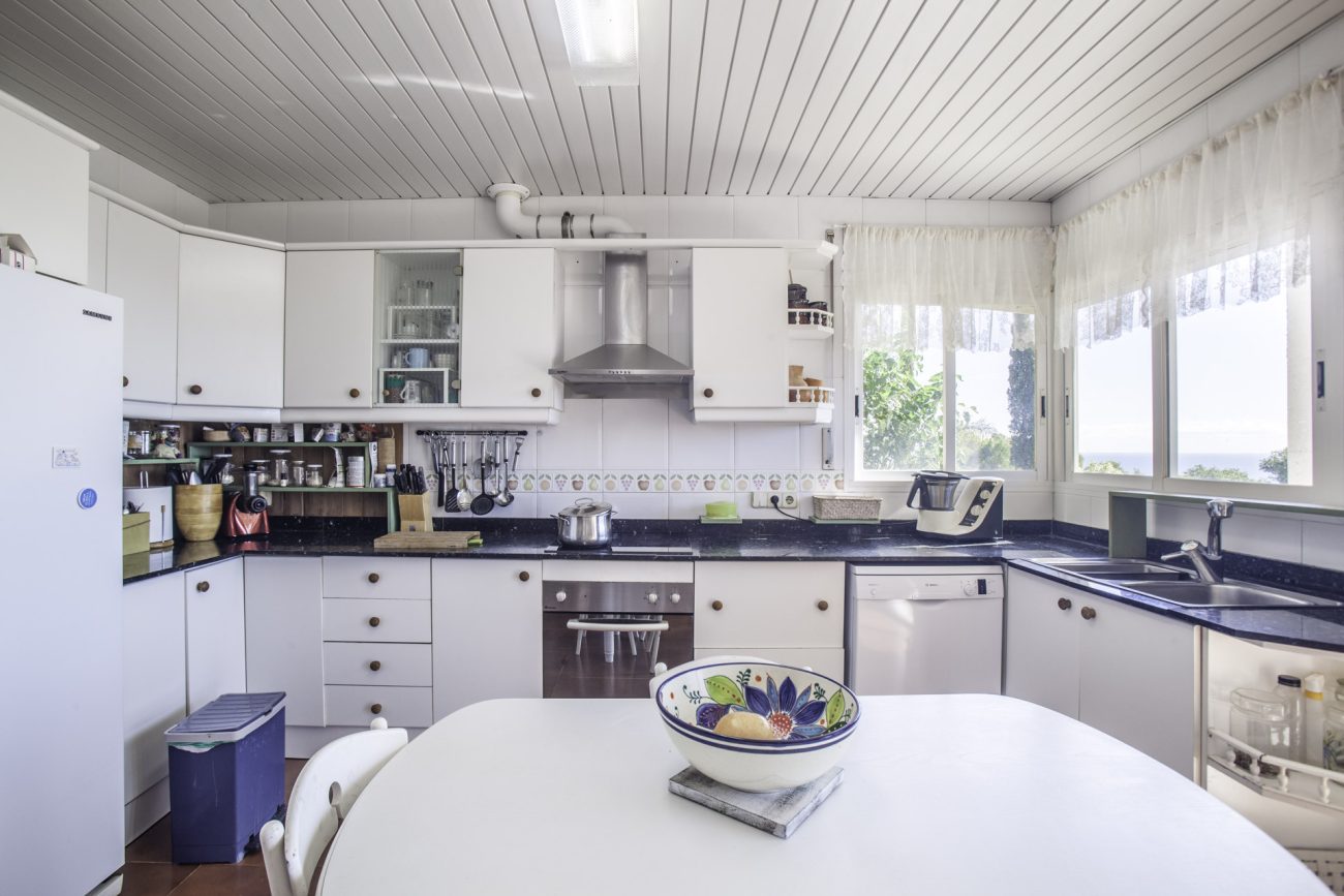 House in the best mountain area of Castelldefels