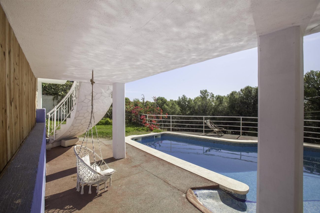 House in the best mountain area of Castelldefels