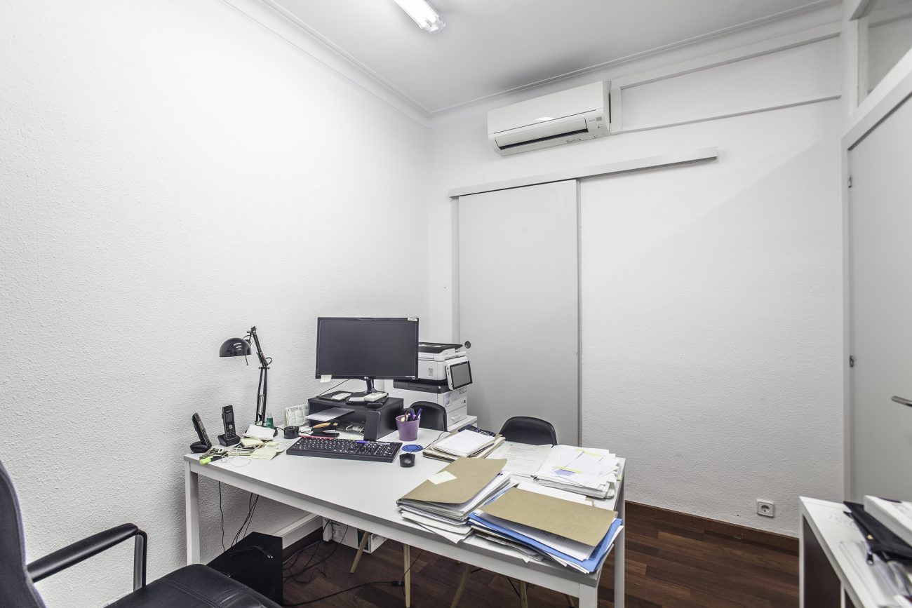 Office next to Passeig de Gracia