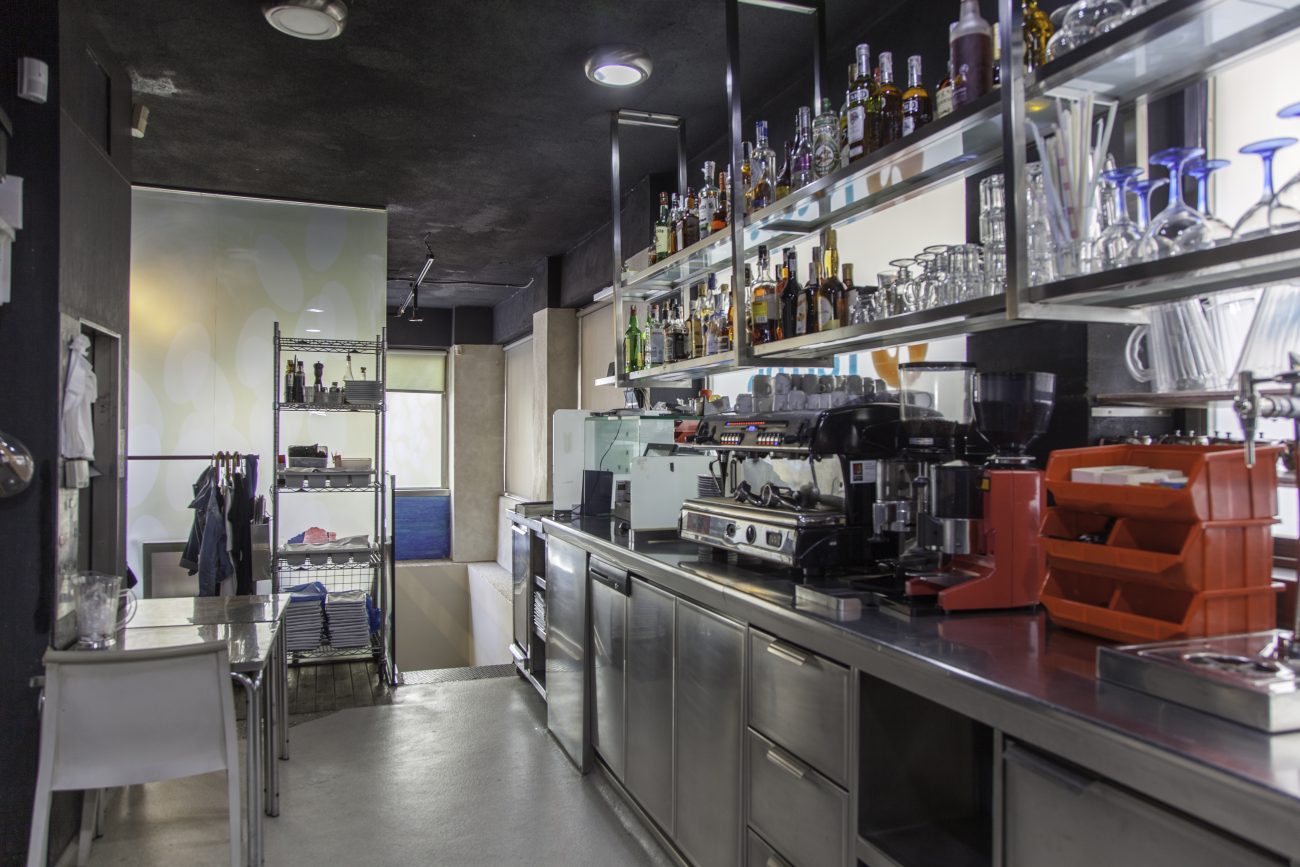 Fully functioning excellent restaurant in Barceloneta