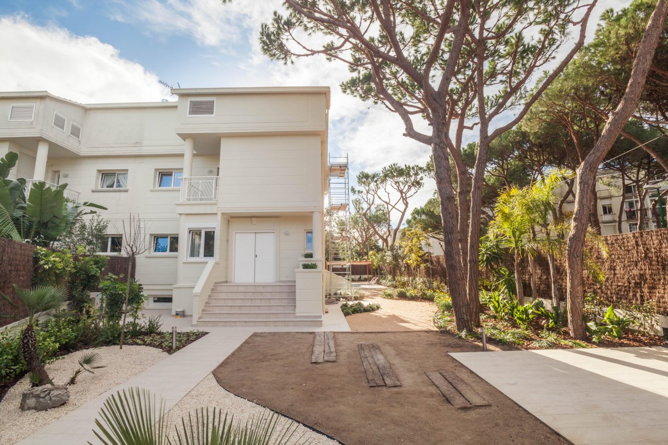 New spacious townhouse for sale in Gavà Mar