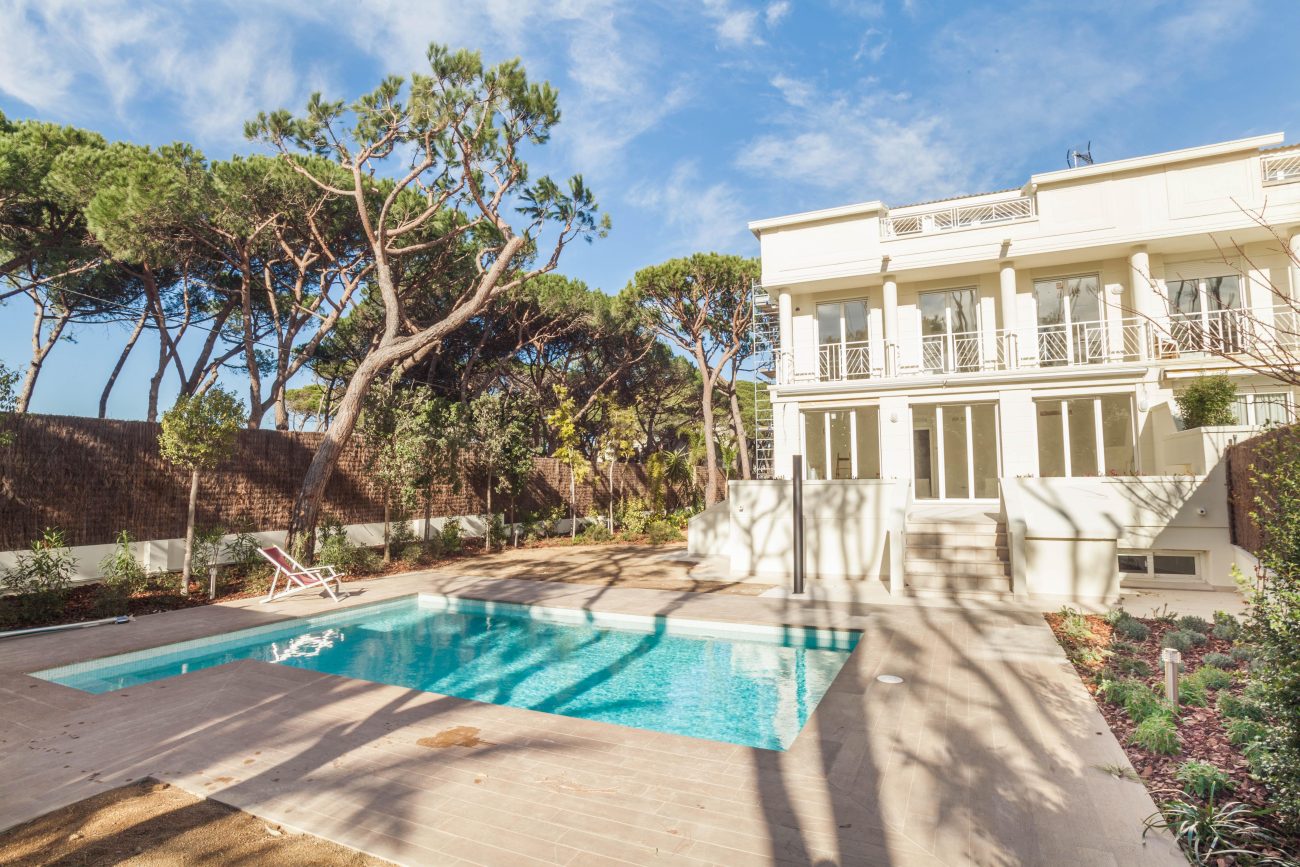 New spacious townhouse for sale in Gavà Mar