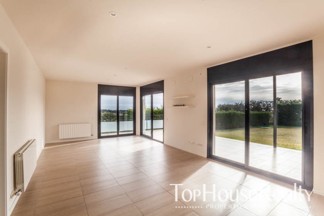 House with beautiful views in the exclusive area of Sitges