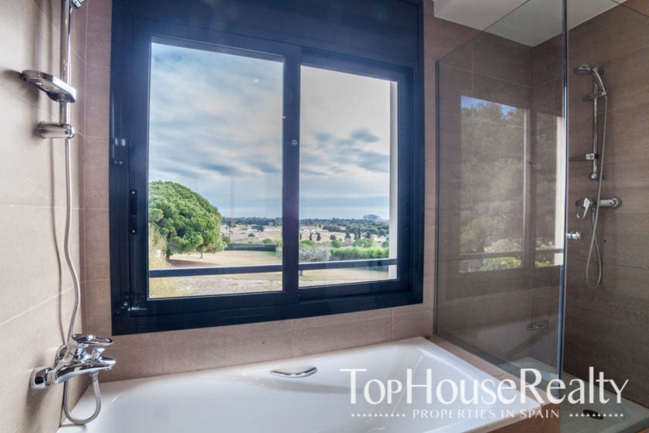House with beautiful views in the exclusive area of Sitges