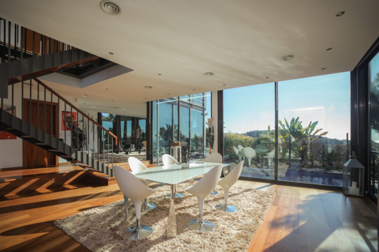 Luxury designer villa with stunning sea views