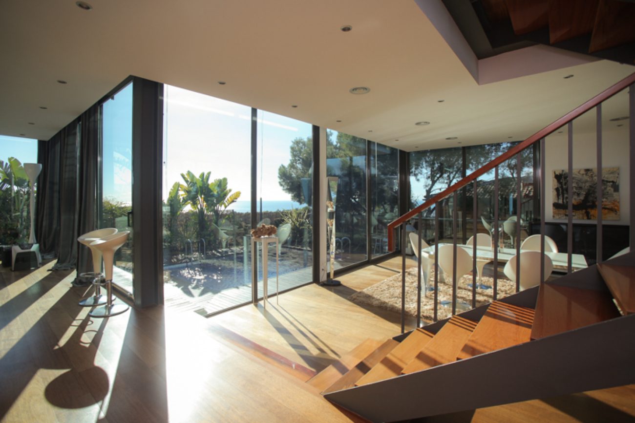Luxury designer villa with stunning sea views