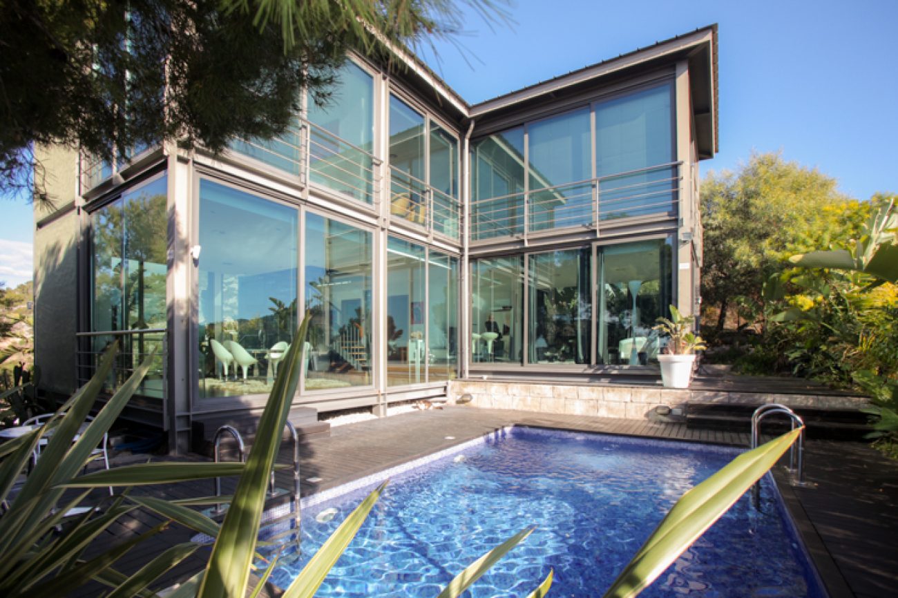Luxury designer villa with stunning sea views
