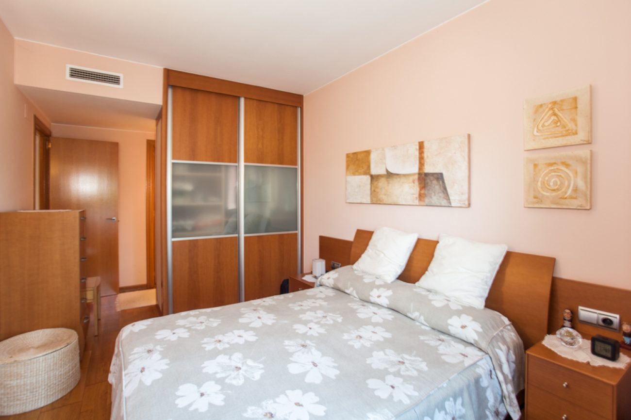 Family apartment on the beach of Gavà