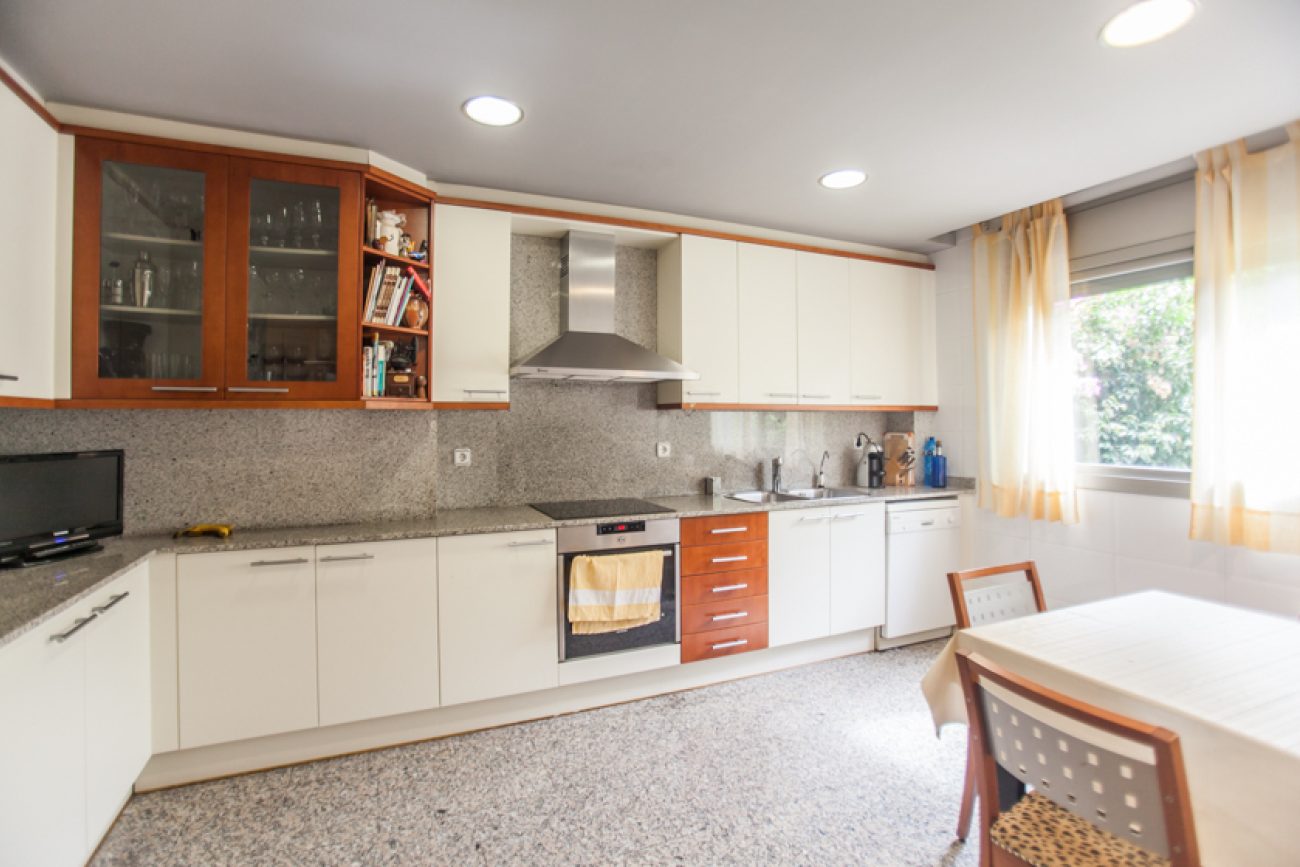 Exclusive townhouse close  the beach