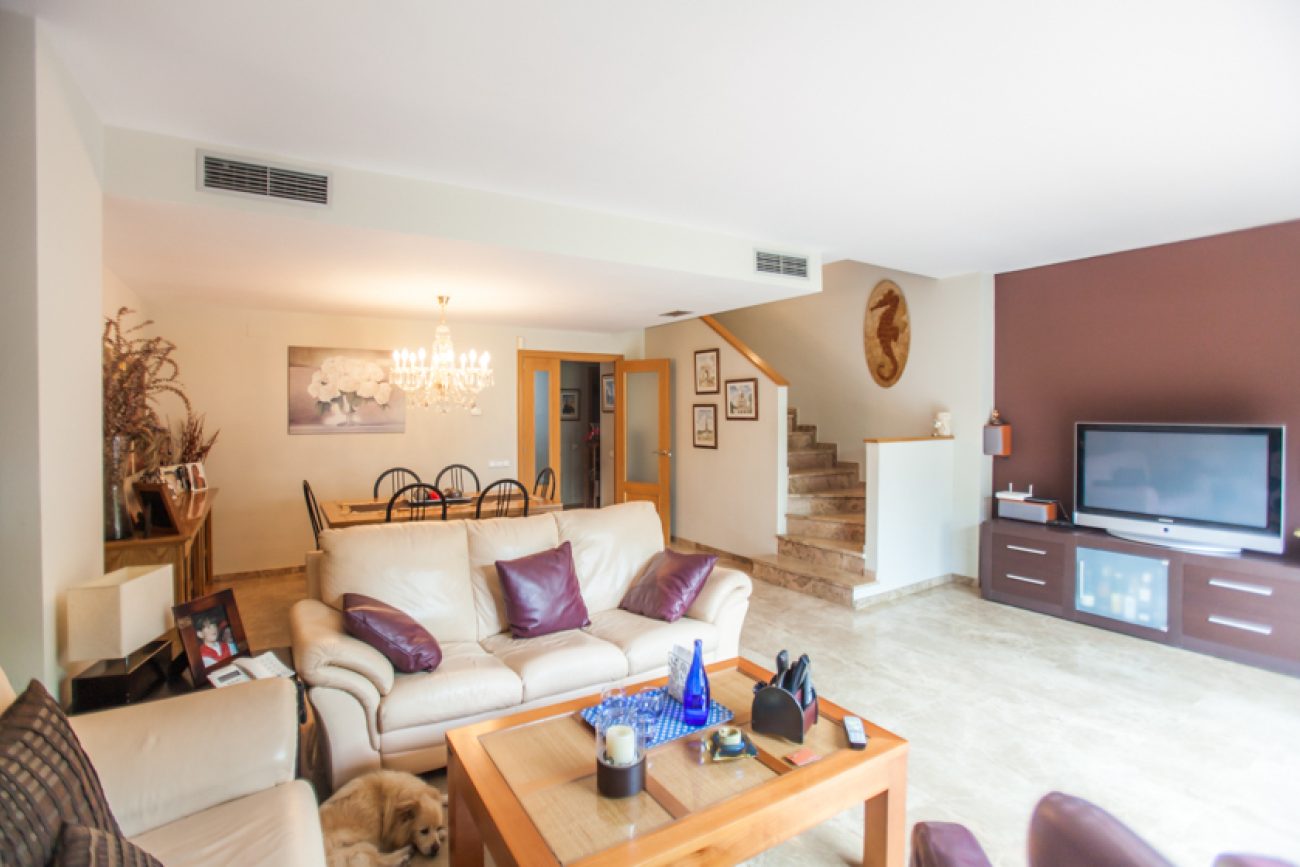 Exclusive townhouse close  the beach