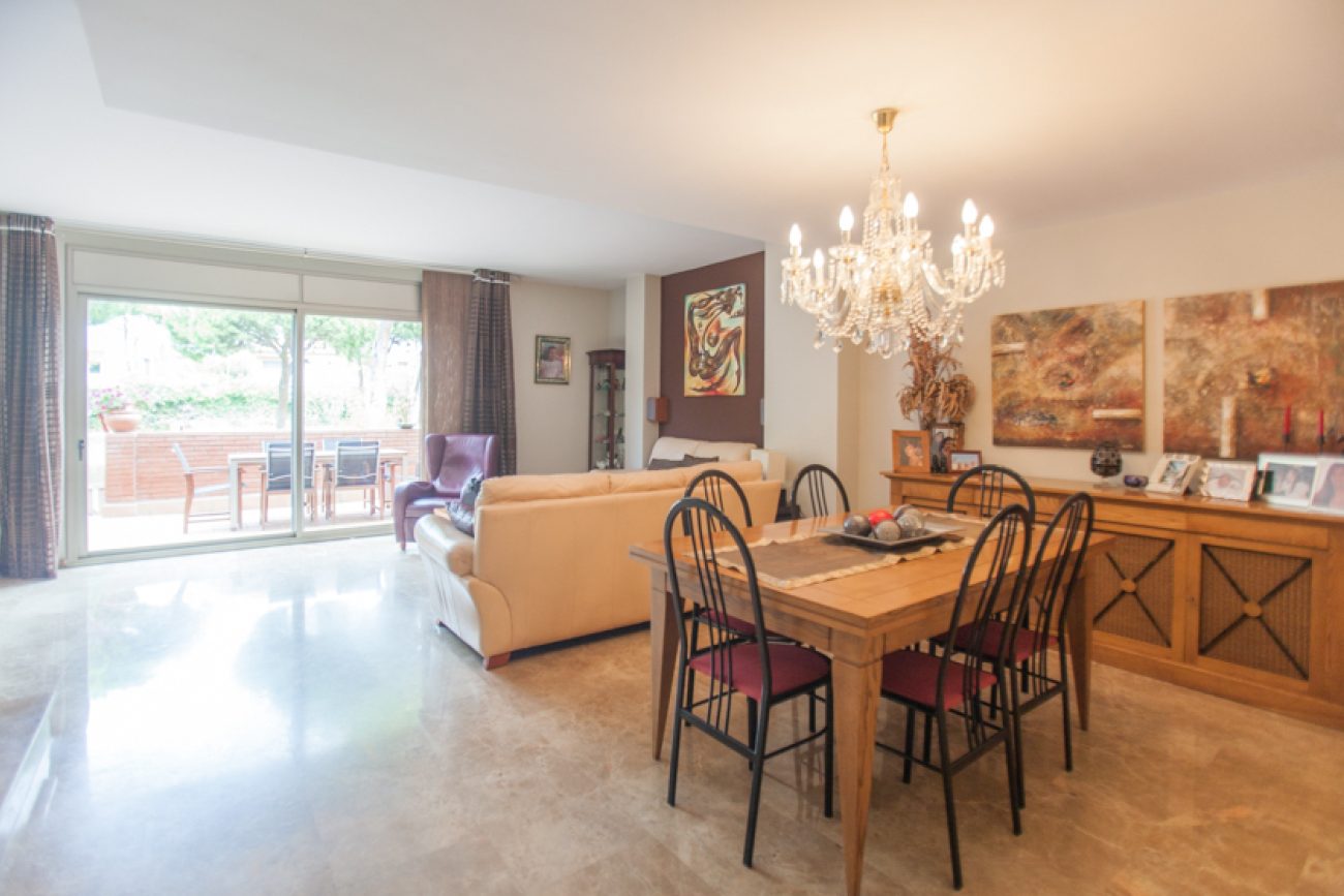 Exclusive townhouse close  the beach