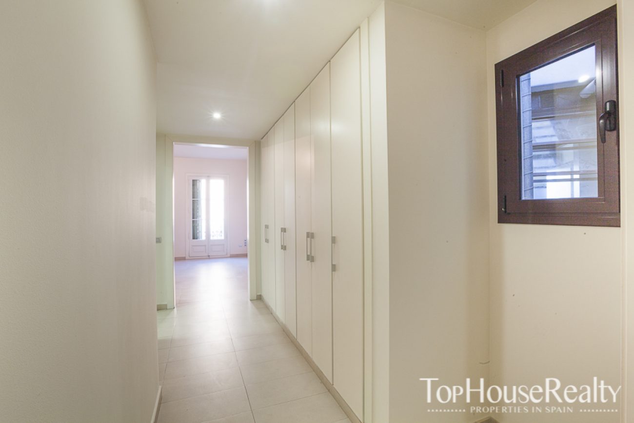 Luxury apartment for rent in Rambla Catalunya