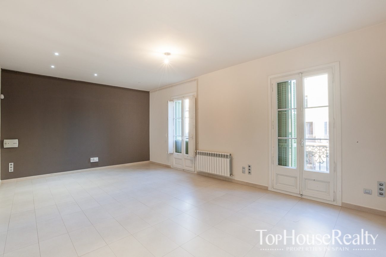 Luxury apartment for rent in Rambla Catalunya