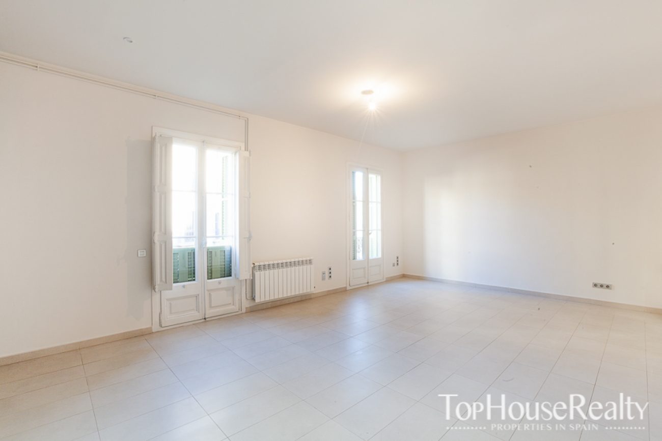 Luxury apartment for rent in Rambla Catalunya